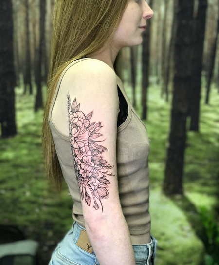 Michael Bales - Floral on Arm- Instagram @MichaelBalesArt